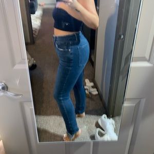 Good American Good Waist Crop